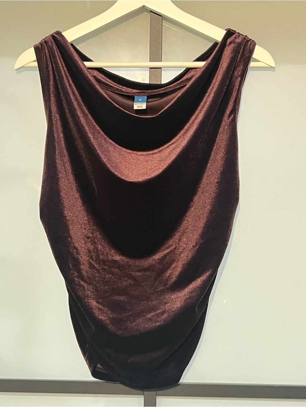 Old Navy Boxwood/Deep Burgundy-Brown Velvet Draped Ruched Top Size M